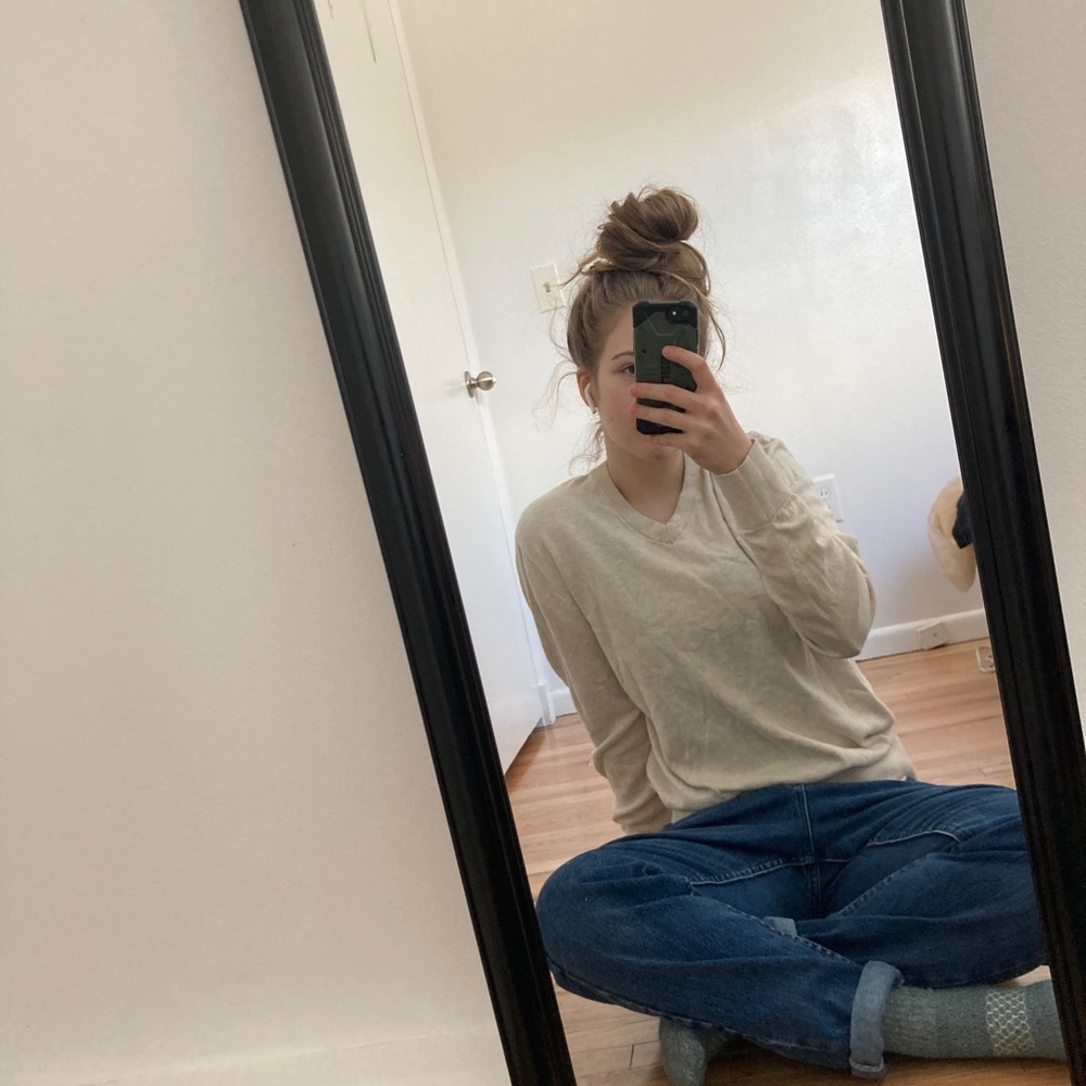 🍉2/$20🍉 Gap v neck sweater